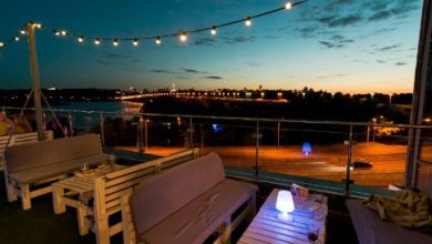 Elevate Your Evening Charleston's Premier Rooftop Restaurant